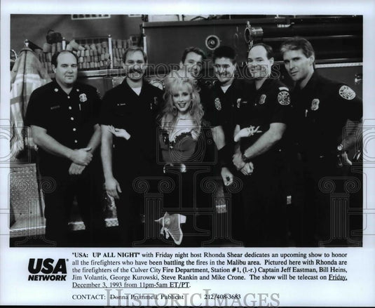 1994 Press Photo Host Rhonda Shear honoring firefighters in USA: Up All Night - Historic Images