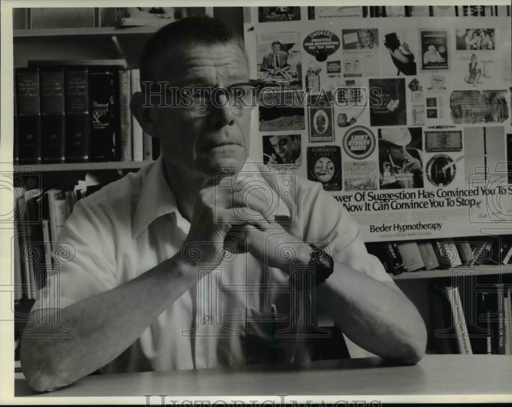 1988 Press Photo &quot;I want to help smokers,&quot; says Prof. Thomas Schelling. - Historic Images