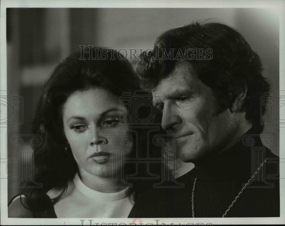1972 Press Photo Jo Ann Pflug and Hugh O&#39;Brien - cvp99251 - Historic Images