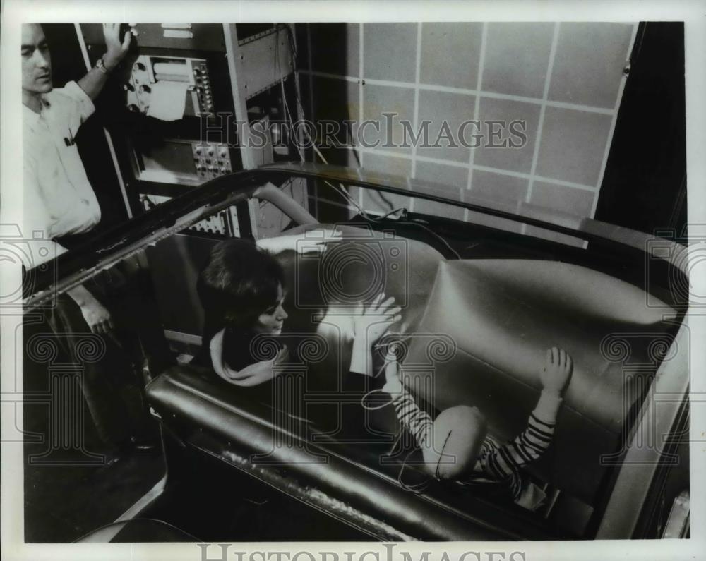 1969 Press Photo Autos and All That Traffic - cvp99265 - Historic Images