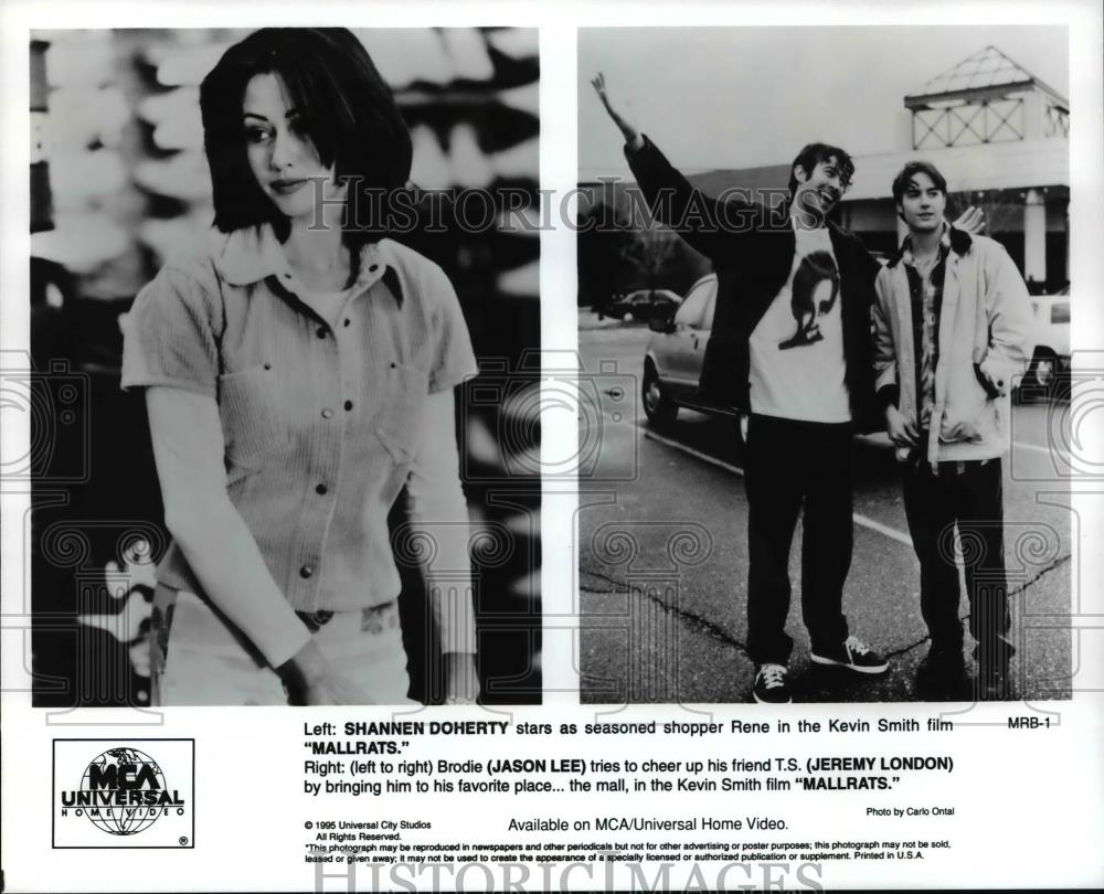 1995 Press Photo Shannen Doherty, Jason Lee and Jeremy London in Mallrats. - Historic Images