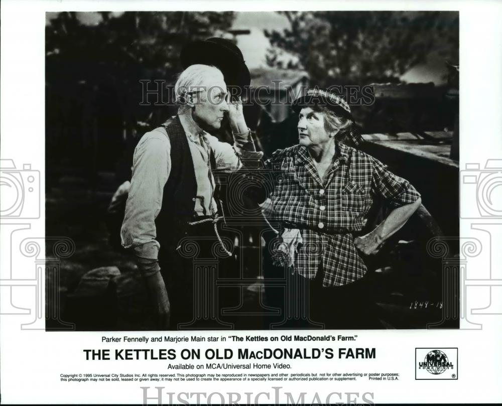 1995 Press Photo Parker Fennelly in The Kettles on Old MacDonald&#39;s Farm. - Historic Images