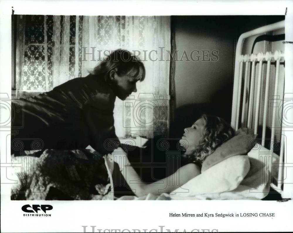 1997 Press Photo Helen Mirren and Kyra Sedgwick in Losing Chase - cvp99292 - Historic Images