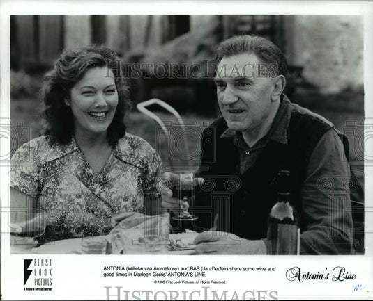 Press Photo Antonia' s Line-Willeke Van Ammelrooy, Jan Decleir - cvp99342 - Historic Images