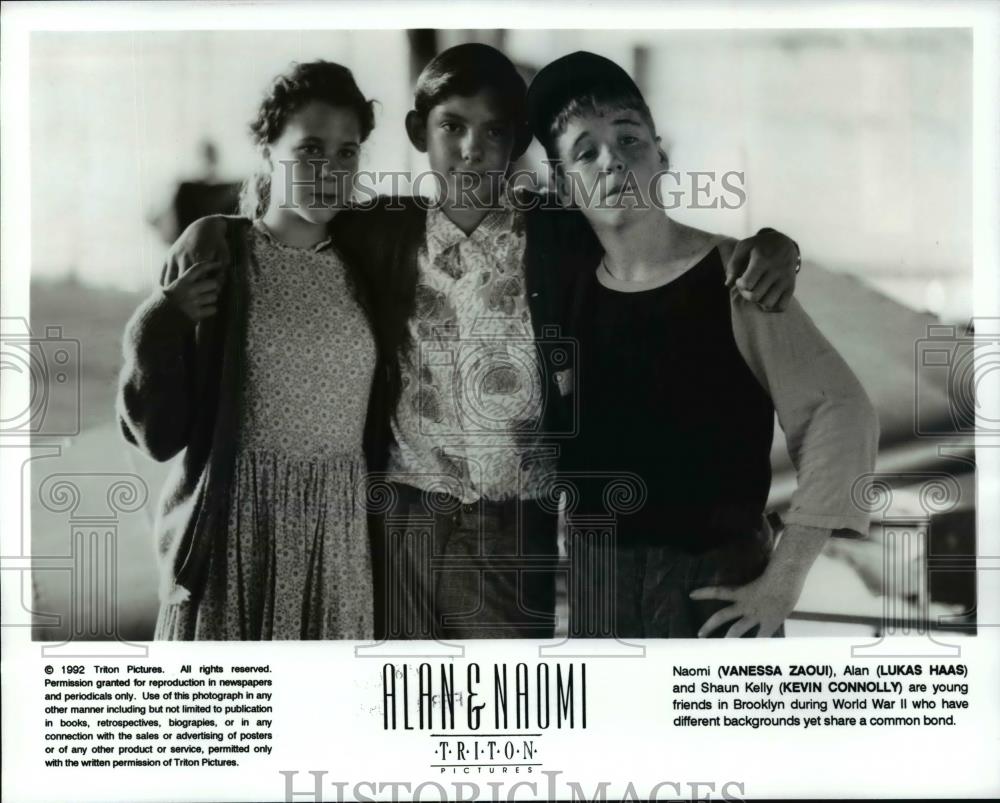 1993 Press Photo Vanessa Zaoui,Lukas Haas and Kevin Connolly in "ALAN & NAOMI" - Historic Images