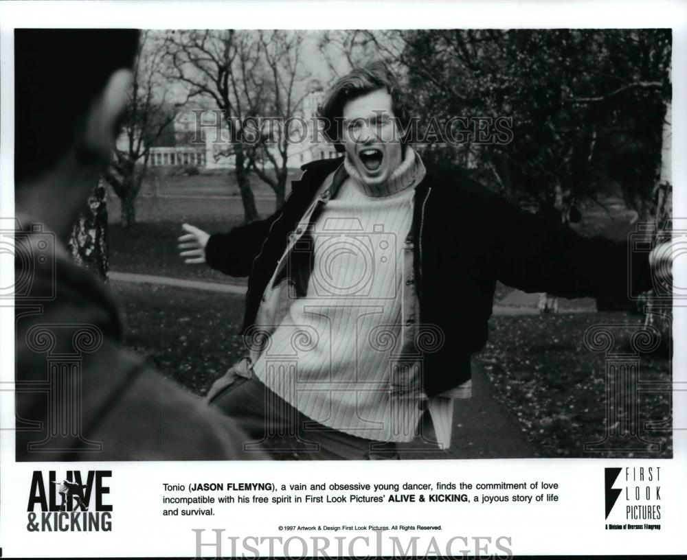 Press Photo Jason Flemyng-Alive & Kicking - cvp99377 - Historic Images
