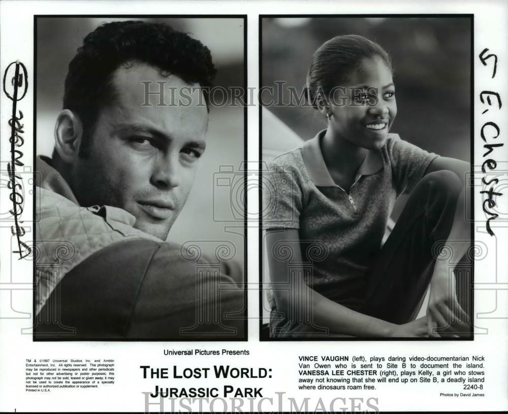 1997 Press Vince Vaughn And Vanessa Lee Chester The Lost World Jurass 1997-press-vince-vaughn-and-vanessa-lee-chester-the-lost-world-jurass