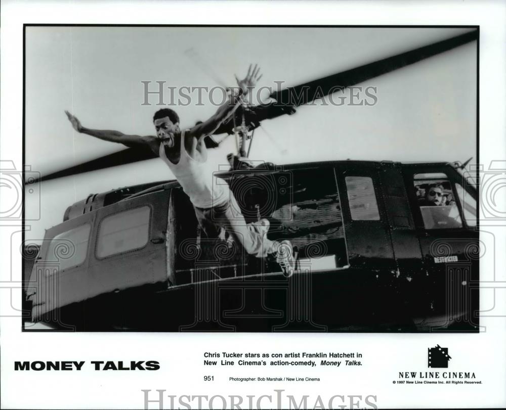 1997 Press Photo Chris Tucker stars as con artist in action-comedy MONEY TALKS - Historic Images