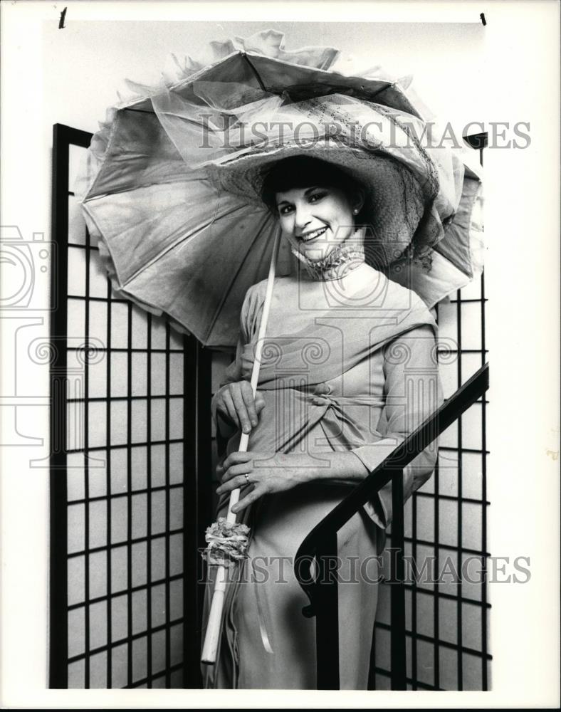 1989 Press Photo Debbie Richards-My Fair Lady play - cvp99610 - Historic Images