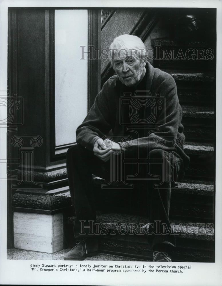 1980 Press Photo Jimmy Stewart in Mr. Krueger's Christmas. - cvp99702 - Historic Images