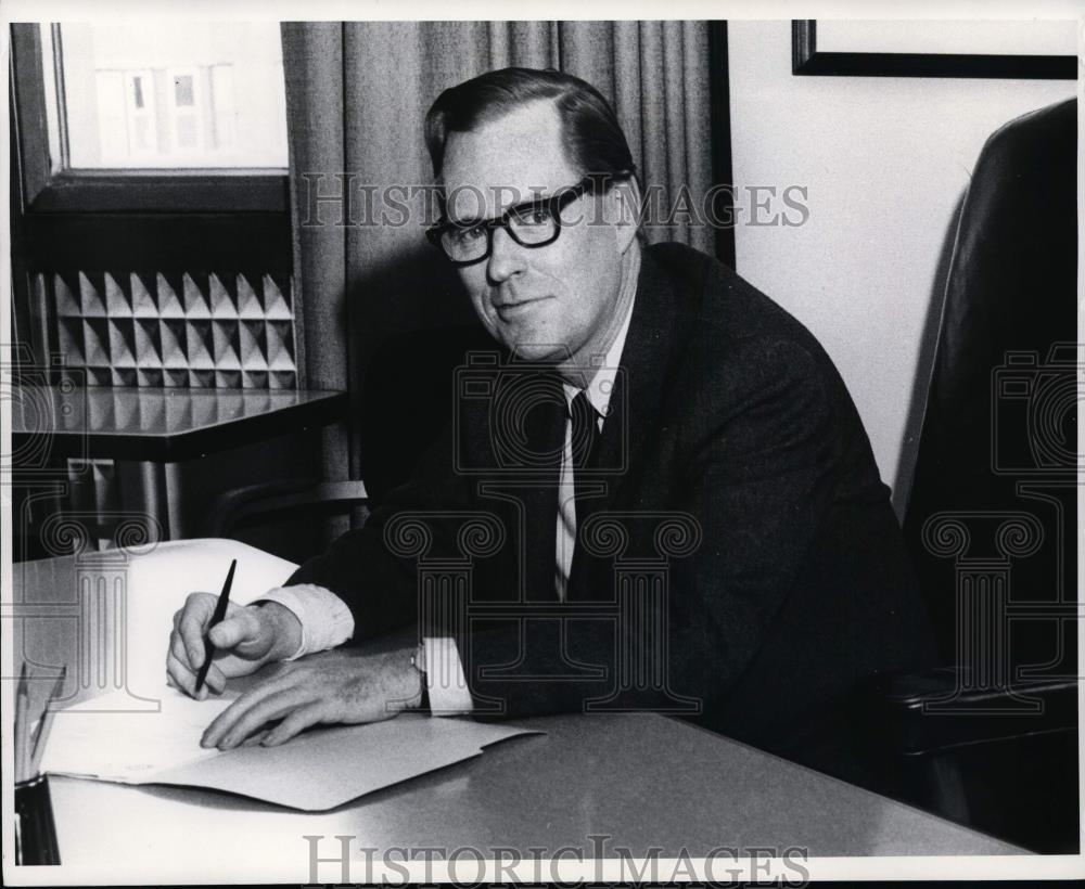1970 Press Photo John Sparks-Medical consultant to United Auto Workers - Historic Images
