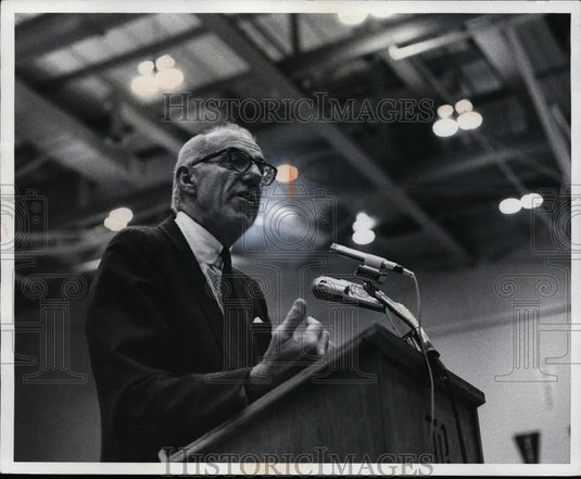 1970 Press Photo Dr. Benjamin Mclane Spock - cvp99814 - Historic Images