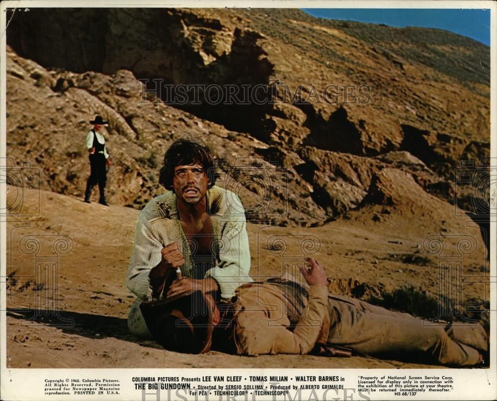1968 Press Photo Lee Van Cleef and Tomas Millan in The Big Gundown. - cvp99870 - Historic Images