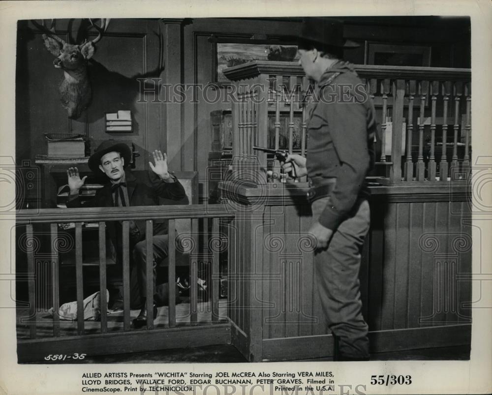 1955 Press Photo Joel McCrea in Wichita. - cvp99890 - Historic Images