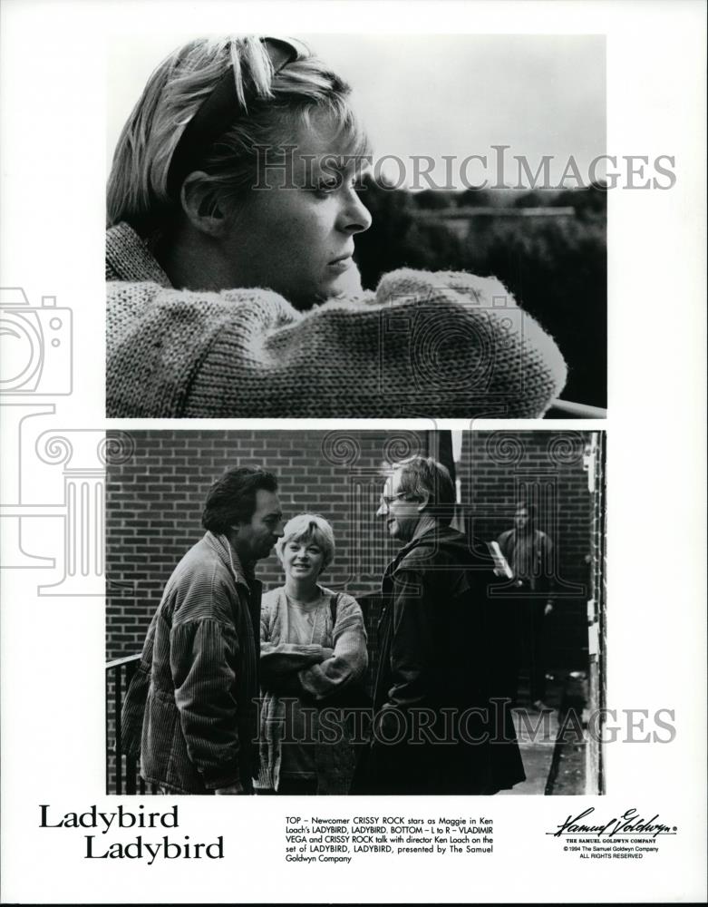 1994 Press Photo Crissy Rock and Ken Loach on set of Ladybird, Ladybird. - Historic Images