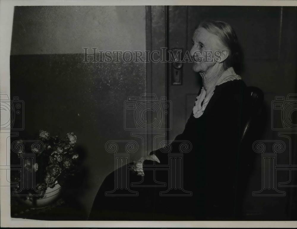 1937 Press Photo 110-Year-Old Martha Lay of Tulsa, Oklahoma - nef05819 - Historic Images