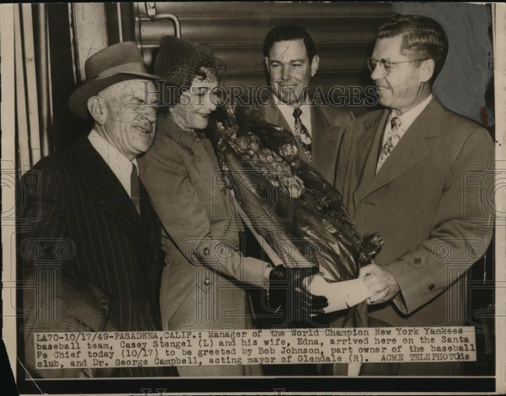 1949 Press Photo NY Yankees manager Casey Stengel, his wife Edna &amp; Bob Johnson - Historic Images