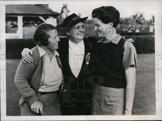 1937 Press Photo Estelle Lawson Page and Kathryn Hemphill at Nat'l Golf Tourney - Historic Images