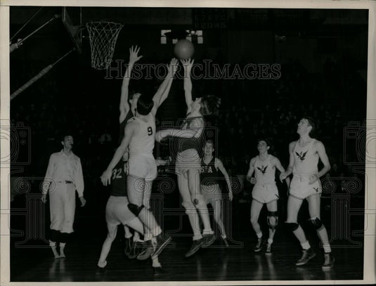 1937 Press Photo Vincent Galterio of Pelham vs William Neyland of St Ann's - Historic Images
