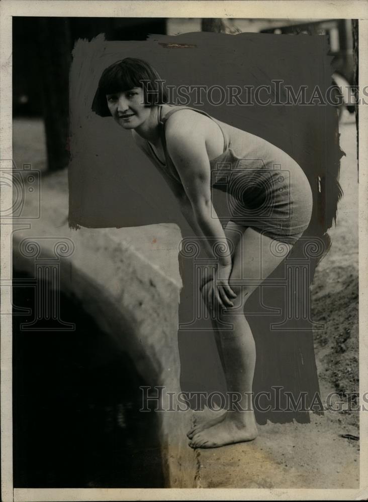 1924 Press Photo Swimmer Ethel Lackie of Chicago - net08640 - Historic Images
