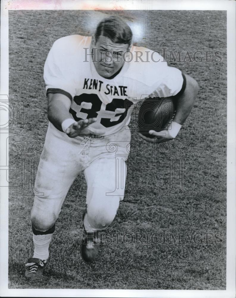 1967 Press Photo Don Fitzgerald of Kent State Football Team - cvq00049 - Historic Images