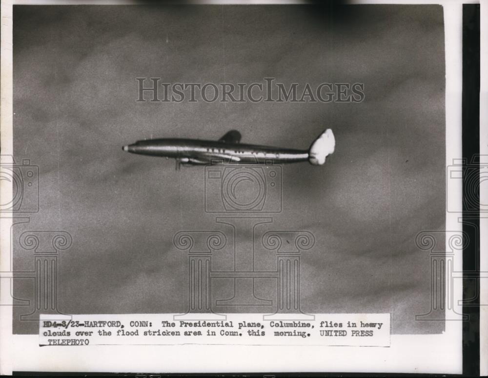 1956 Press Photo Presidential Plane Columbine flies in heavy cloud in Conn. - Historic Images