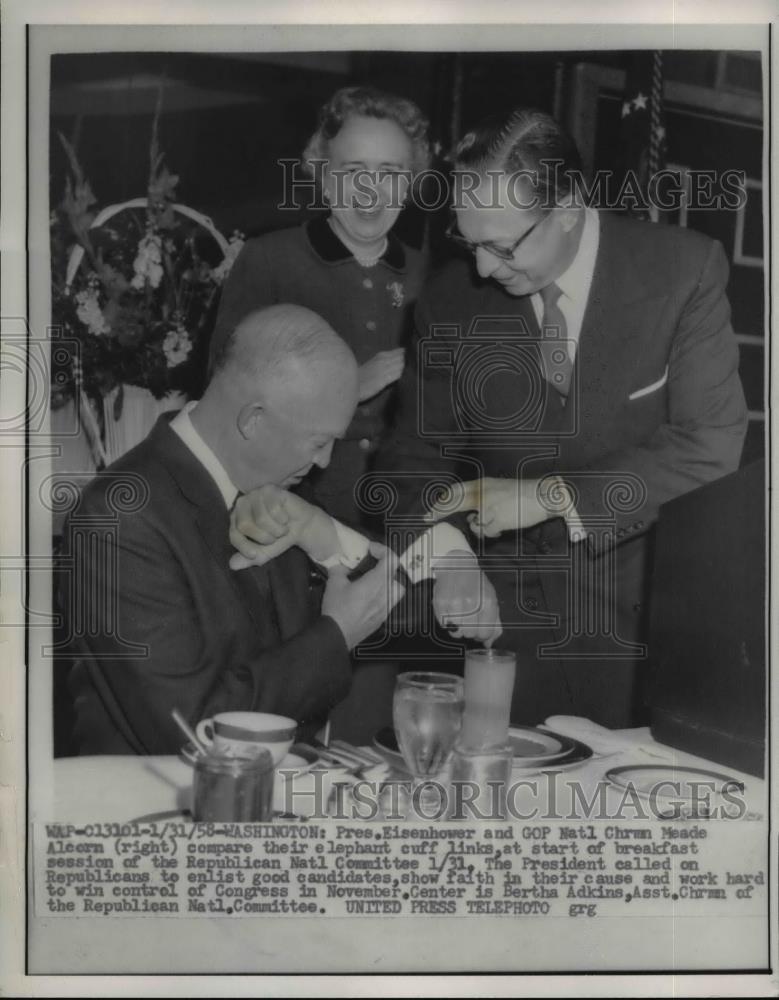 1958 Press Photo Pres.Dwight Eisenhower and GOP Natl.Chairman Meade Alcorn - Historic Images