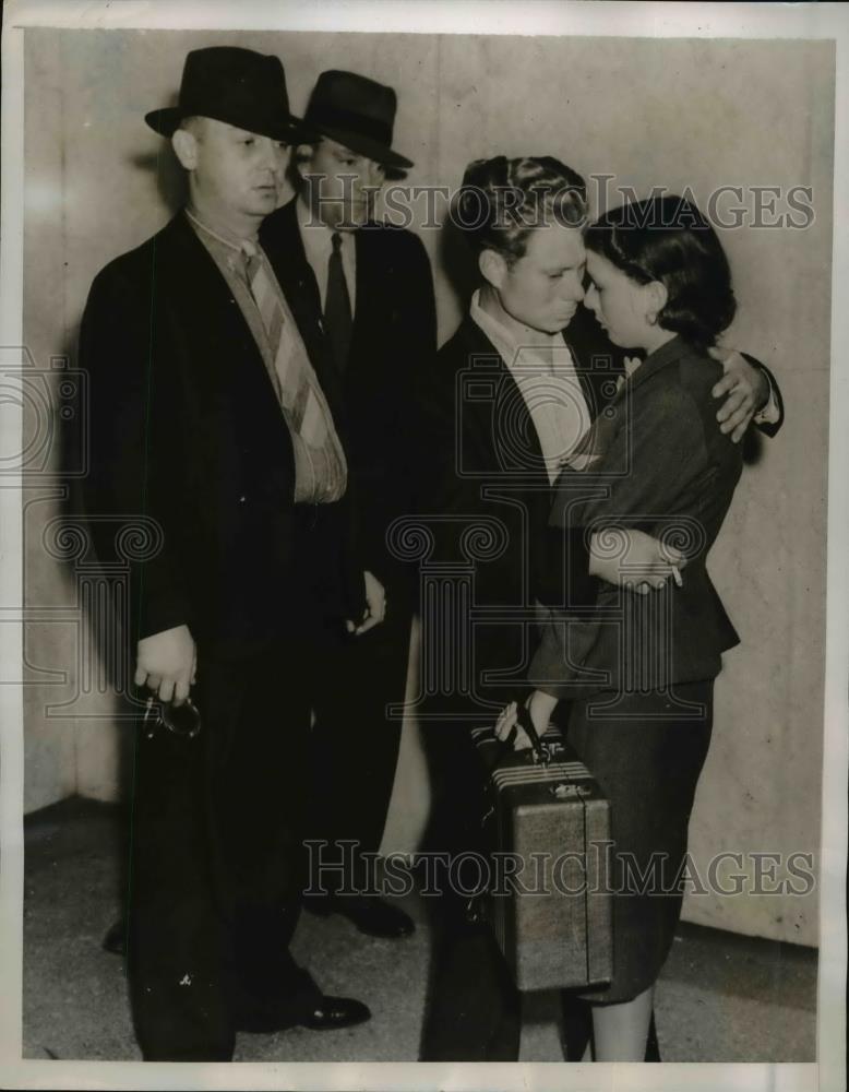 1938 Press Photo Mr and Mrs.Arthur Primeal led away to jail at Los Angeles Court - Historic Images