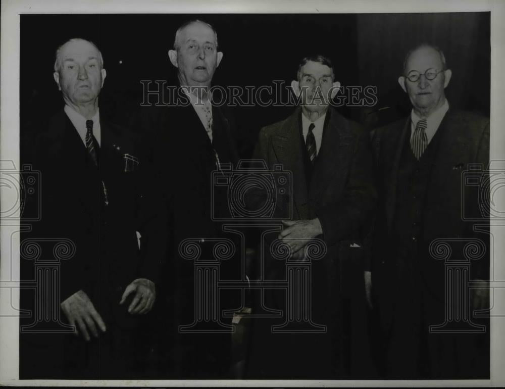 1940 Press Photo The Men Who Helped Organize The United Mine Workers of America - Historic Images