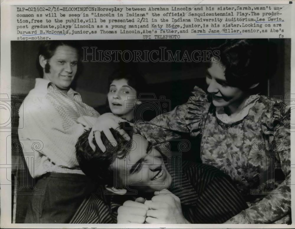 1959 Press Photo &quot;Lincoln In Indiana&quot; To Be Presented At Indiana University - Historic Images