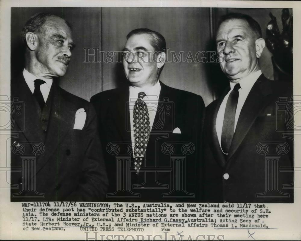 1956 Press Photo Casey, Hoover Macdonald after defense pact meeting - nef12630 - Historic Images