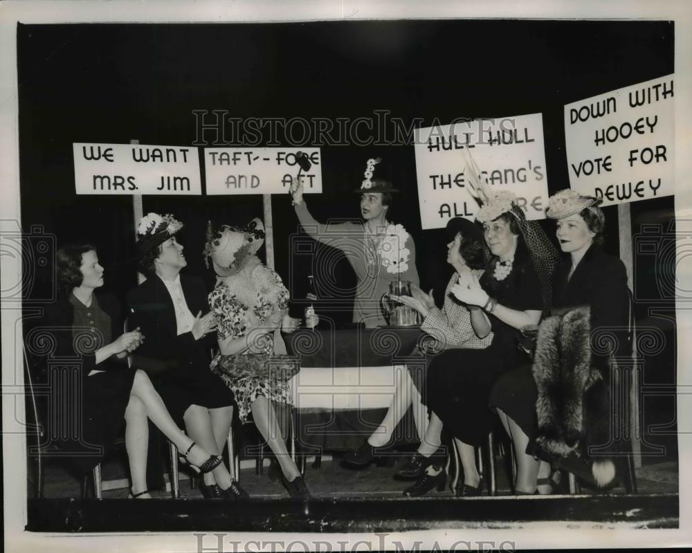 1940 Press Photo Women's Press Club Stages Annual Party - nef12992 - Historic Images