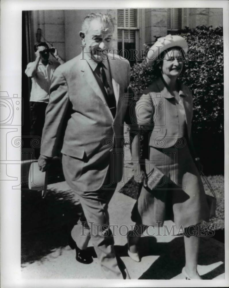 1966 Press Photo Lyndon B. johnson &amp; Lady Bird After Voting in Texas - nef13453 - Historic Images