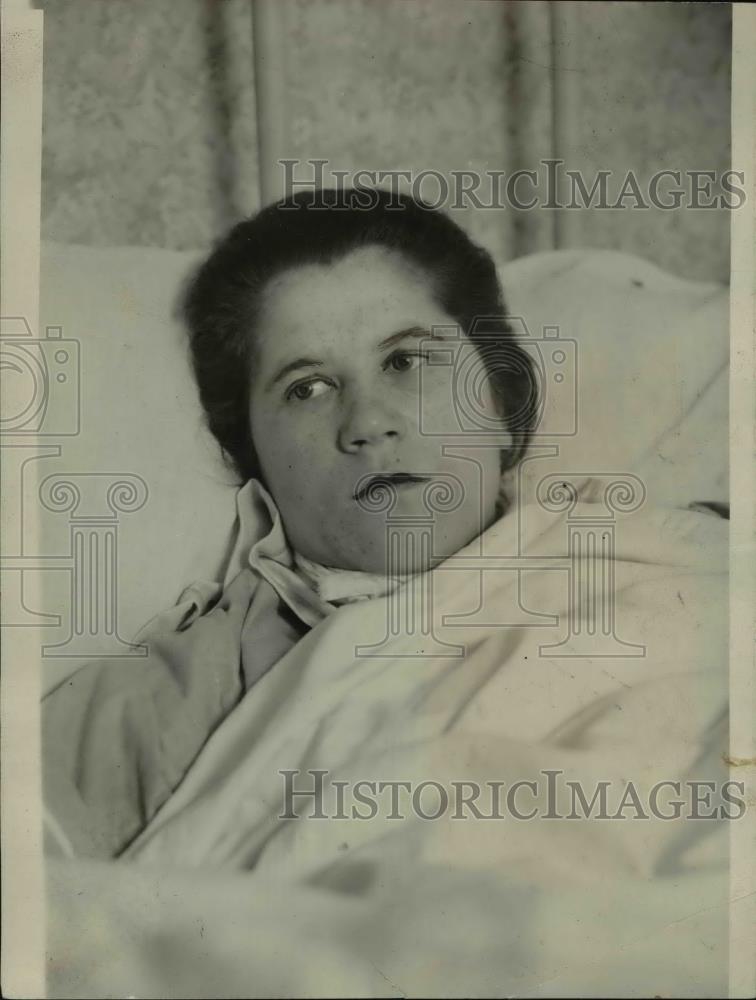1923 Press Photo Ms B. Mieziewski First Speeding Victim To Undergo Sanity Test - Historic Images