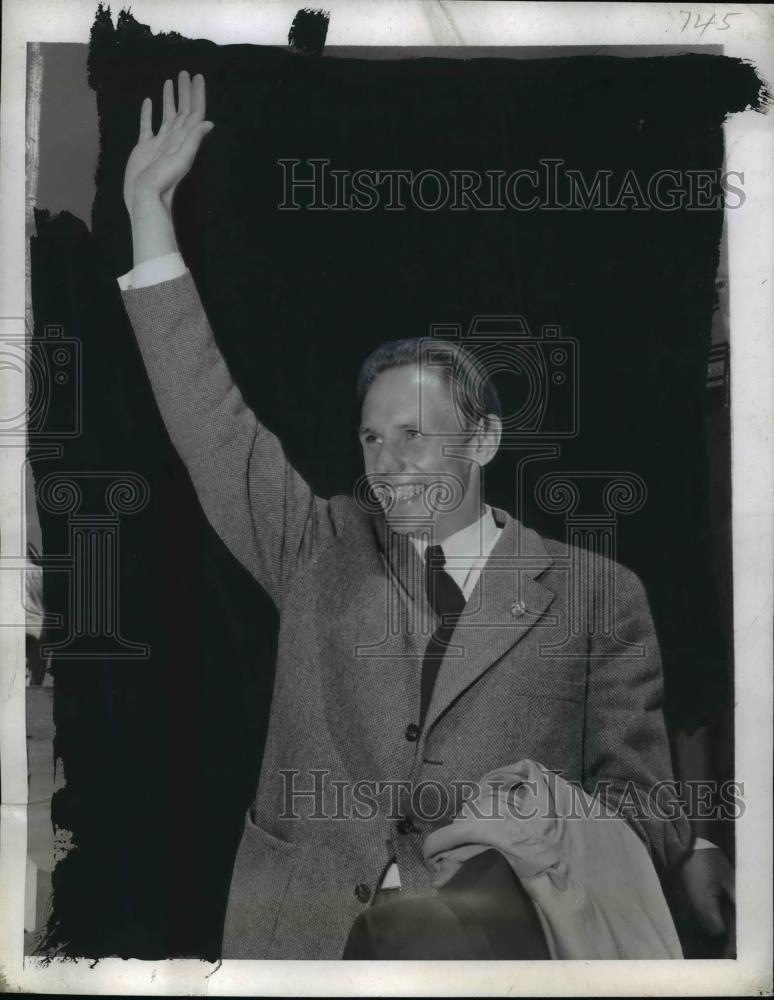 1945 Press Photo Gunder Hagg Swedish track star - net20094 - Historic Images