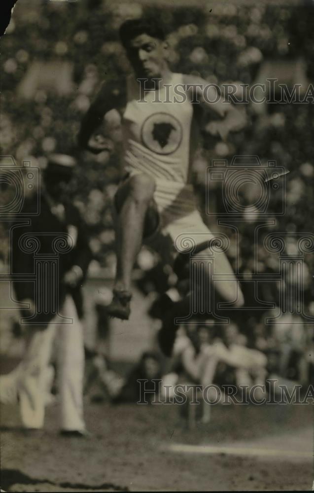 Track star Charles Way in broad jump event at a meet 1920 Vintage Press ...