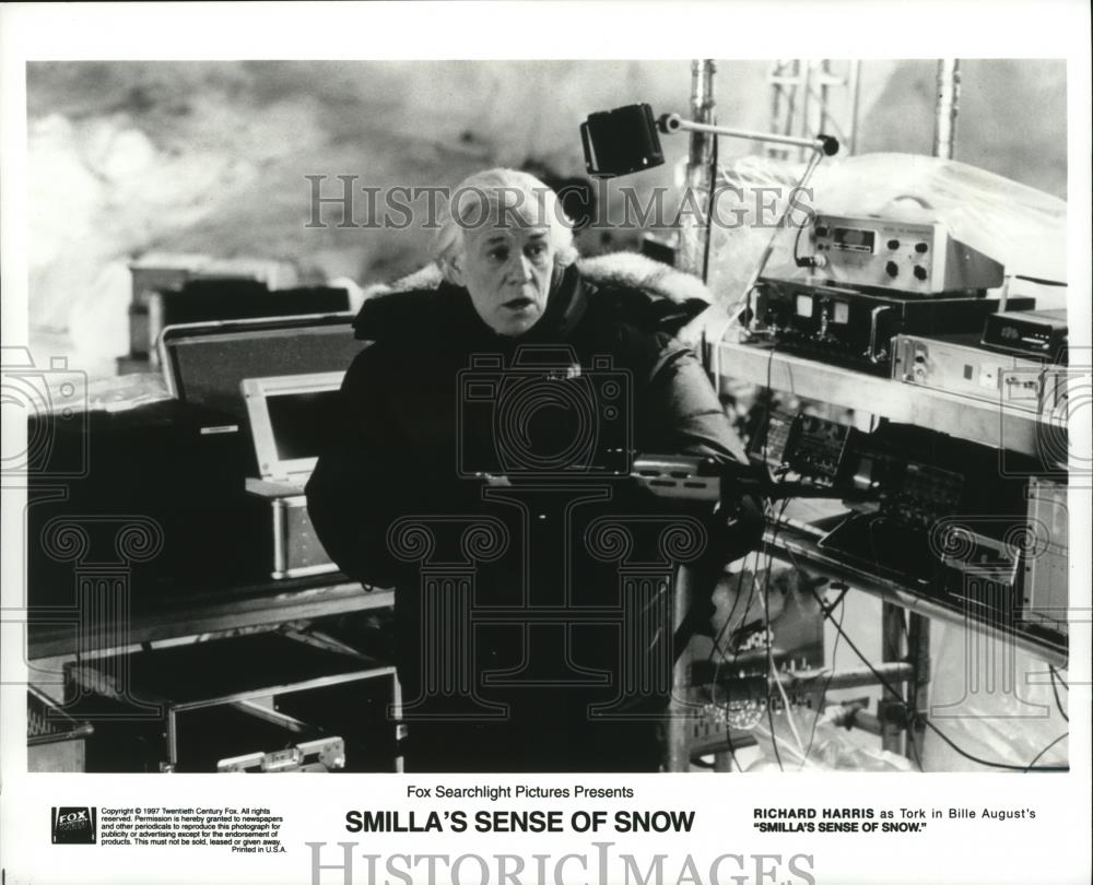 1997 Press Photo Richard Harris as Tork in "Smilla's Sense of Snow." - cvb76379 - Historic Images