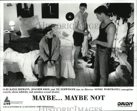 1995 Press Photo Katja Riemann and others in "Maybe...Maybe Not". - cvb76390 - Historic Images