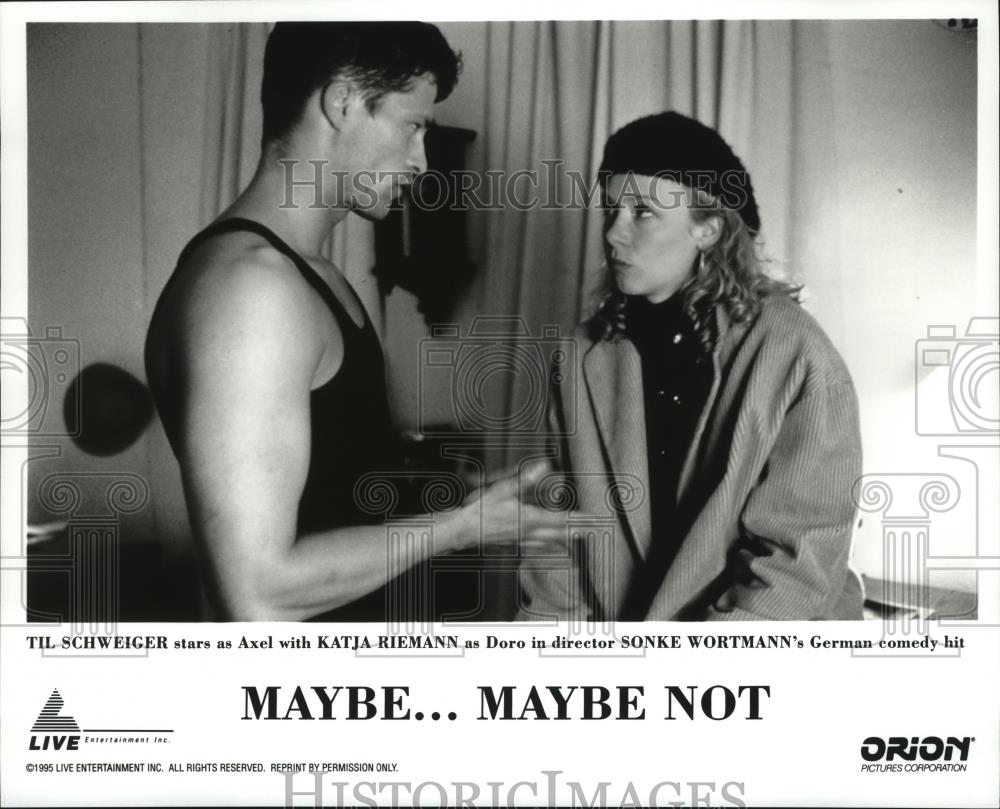 1995 Press Photo Til Schweiger and Katja Riemann in &quot;Maybe...Maybe Not.&quot; - Historic Images