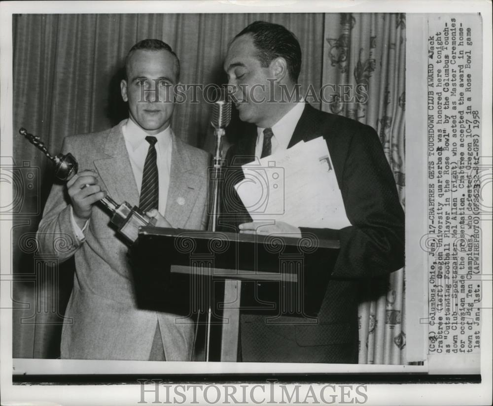 1958 Press Photo Jack Crabtree Gets Touchdown Club Award - cvb76420 - Historic Images