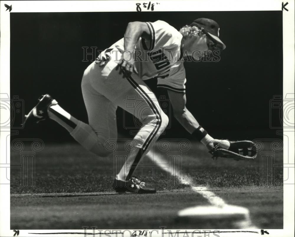 1986 Press Photo Pat Tabler, Cleveland Indians - cvb76463 - Historic Images