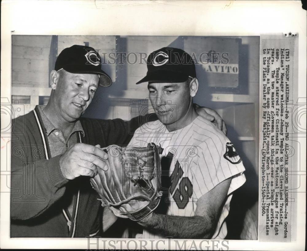 1960 Press Photo Joe Gordon and Cincinnati Infielder Johnny Temple - cvb76471 - Historic Images