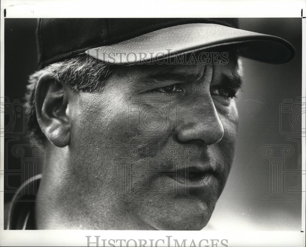 1987 Press Photo Pat Corrales at spring training. - cvb76585 - Historic Images