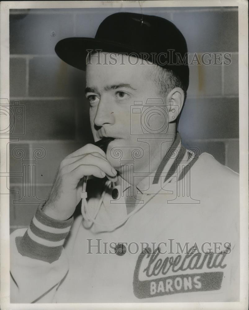1960 Press Photo Jack Gordon, Cleveland Barons Coach - cvb76675 - Historic Images