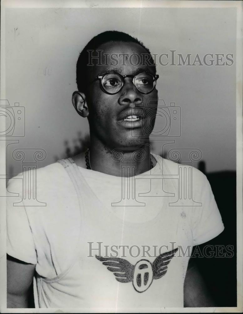 1953 Press Photo East Tech&#39;s Jake Tatum, competitor in 220, Mile, &amp; 1/2 Mile - Historic Images