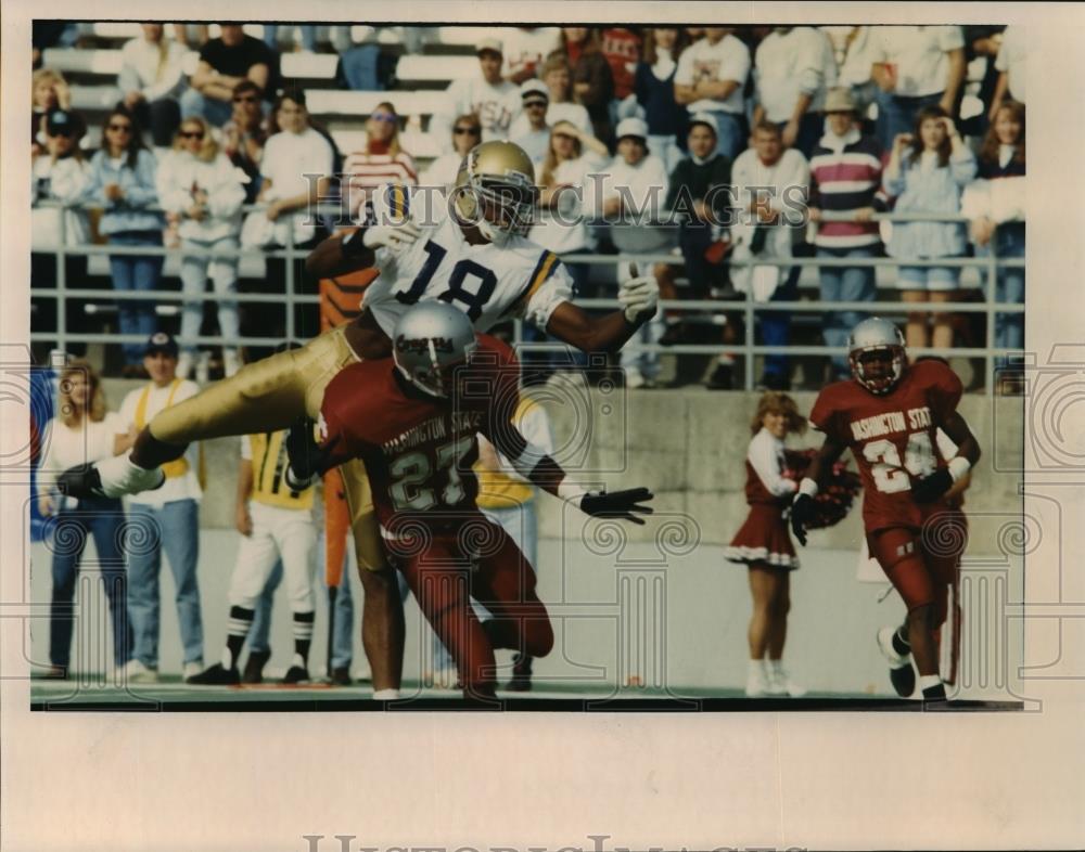 1993 Press Photo Football College WSU versus UCLA, Torey Hunter and Greg Burns - Historic Images