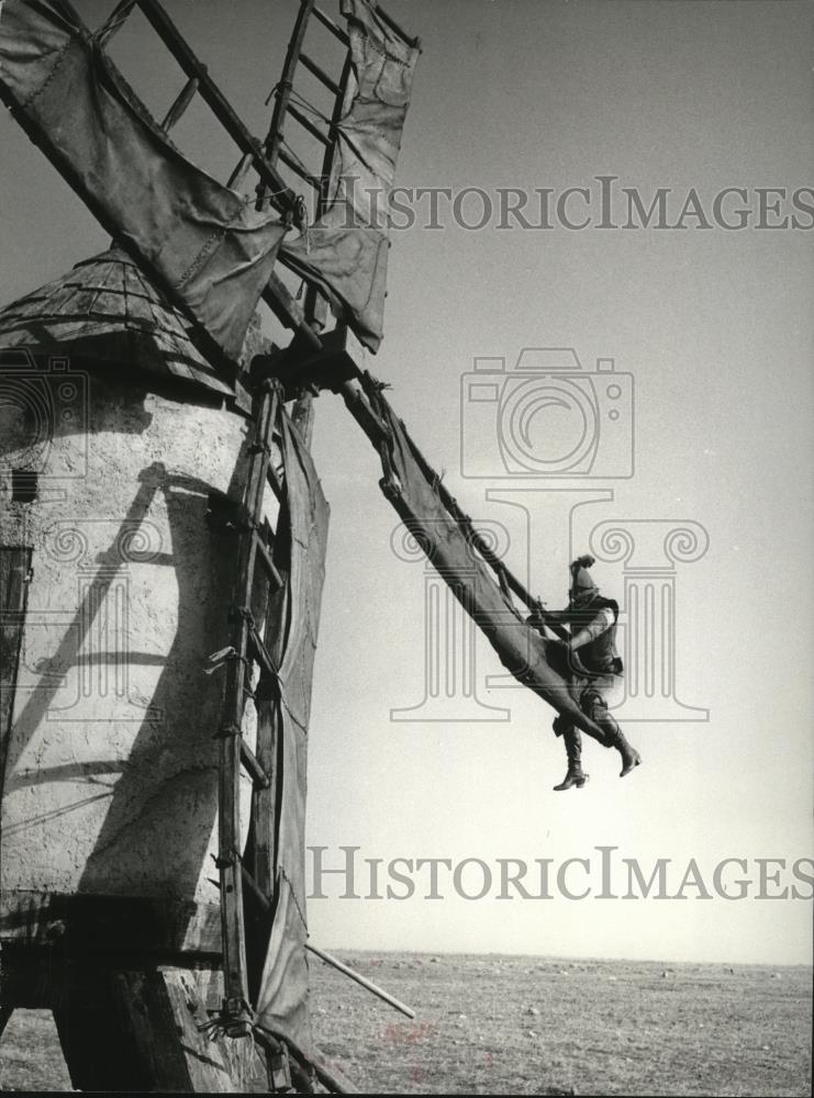 1975 Press Photo Peter O'Toole as Don Quixote in Man of La Mancha - spx07271 - Historic Images