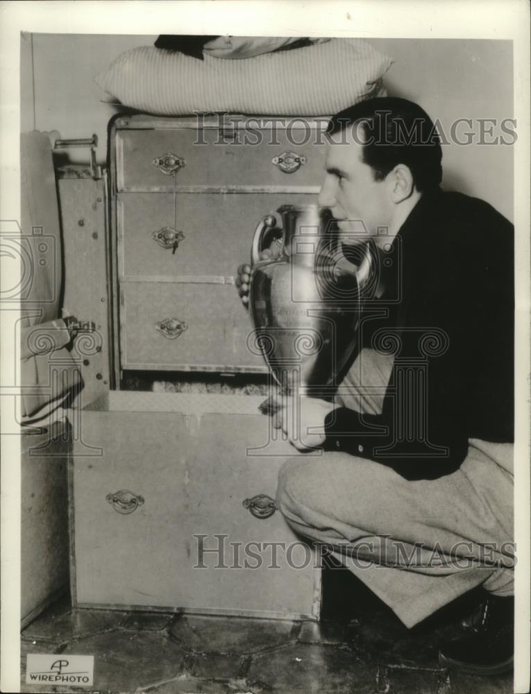 1936 Press Photo Tennis player Fred Perry - cvb77415 - Historic Images