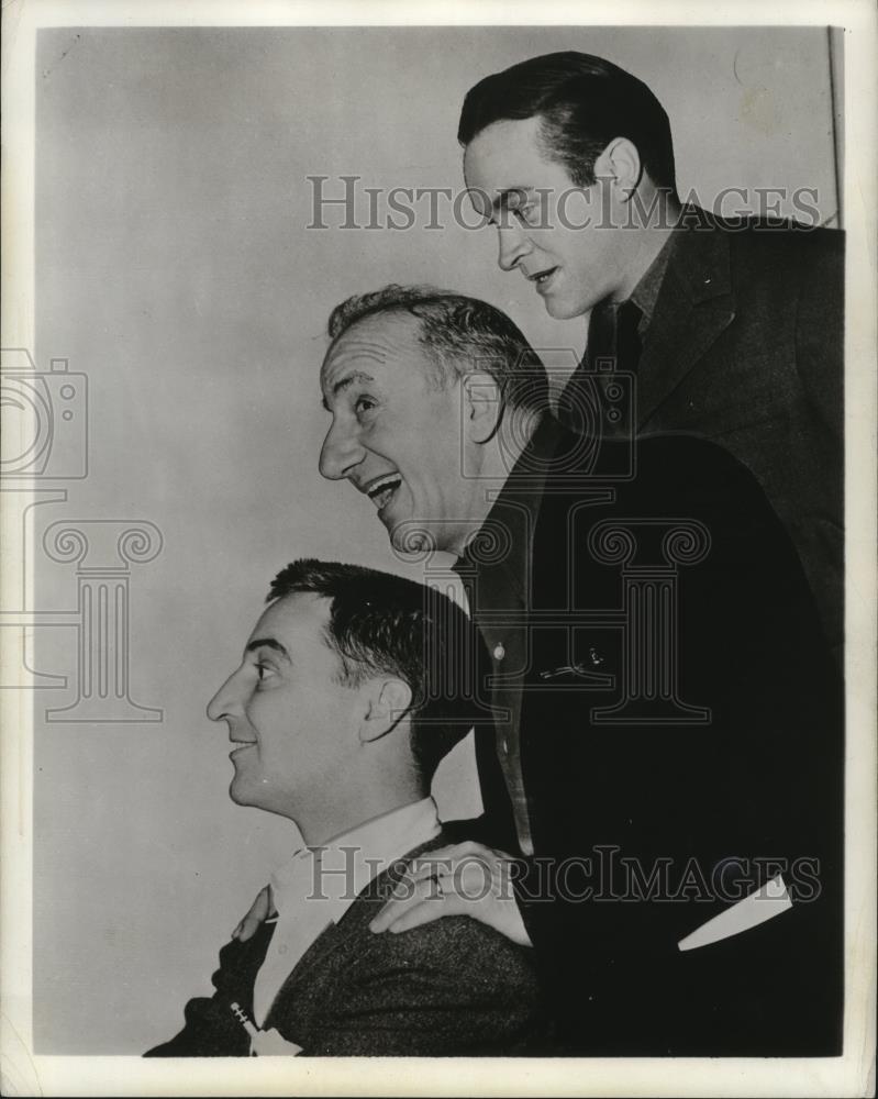 1946 Press Photo Comedians Bob Hope Jimmy Ruante &amp; Garry Moon - cvb77656 - Historic Images