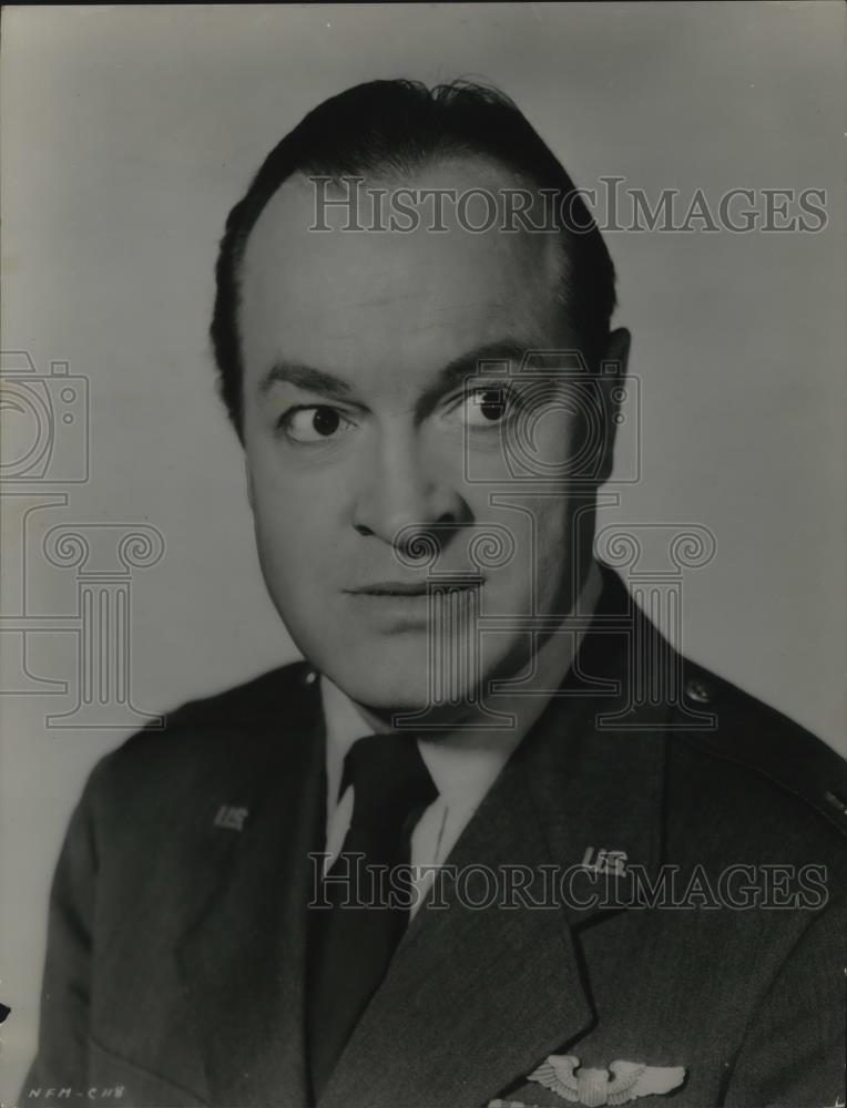 1957 Press Photo Bob Hope, comedian shows serious face - cvb77892 - Historic Images